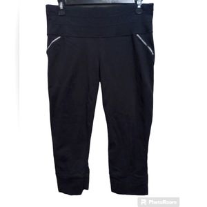Athleta Pants, Size Med, Black Short Leggings, Athletic, Yoga, Running, Cardio